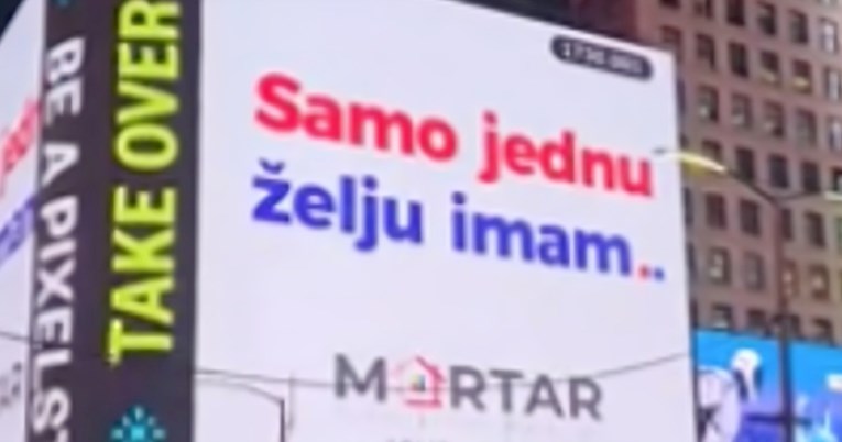 Podrška Hajduku i u New Yorku. Na Times Squareu osvanuo stih "Samo jednu želju imam"