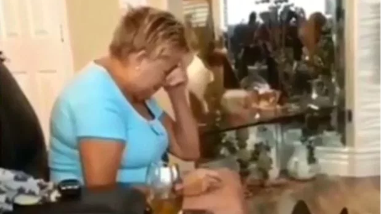 Video bake koja je slučajno pojela unukove kolače s travom je hit na Fejsu