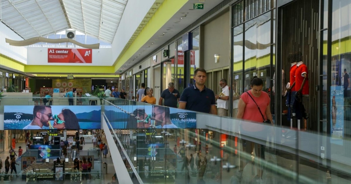 Nedjelja je, ali neke trgovine i šoping-centri ipak rade