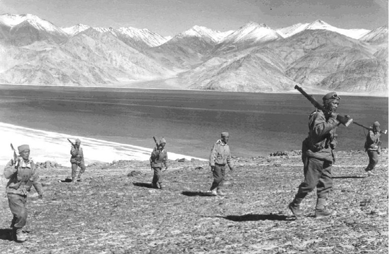 Kina i Indija jednom su ratovale u 20. stoljeću. Kinezi su ih pregazili