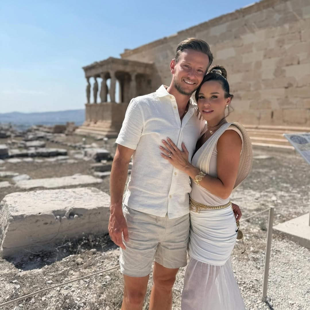 Ivan i Raquel Rakitić u Grčkoj slave godišnjicu braka: "Nazdravit ćemo uz čašu vina"