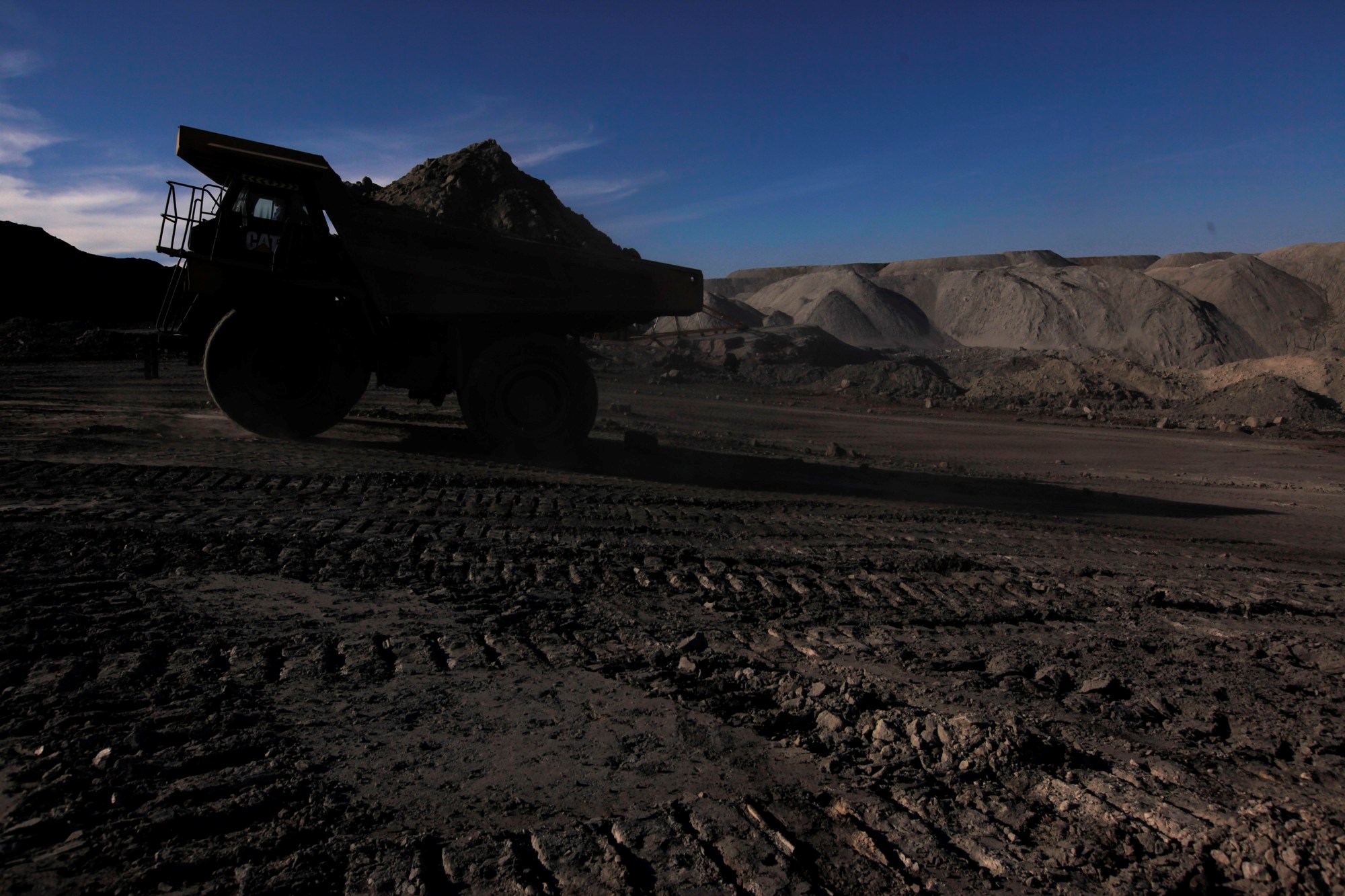 Velik broj rudnika u Aziji ispušta cijanid i druge opasne kemikalije u rijeke