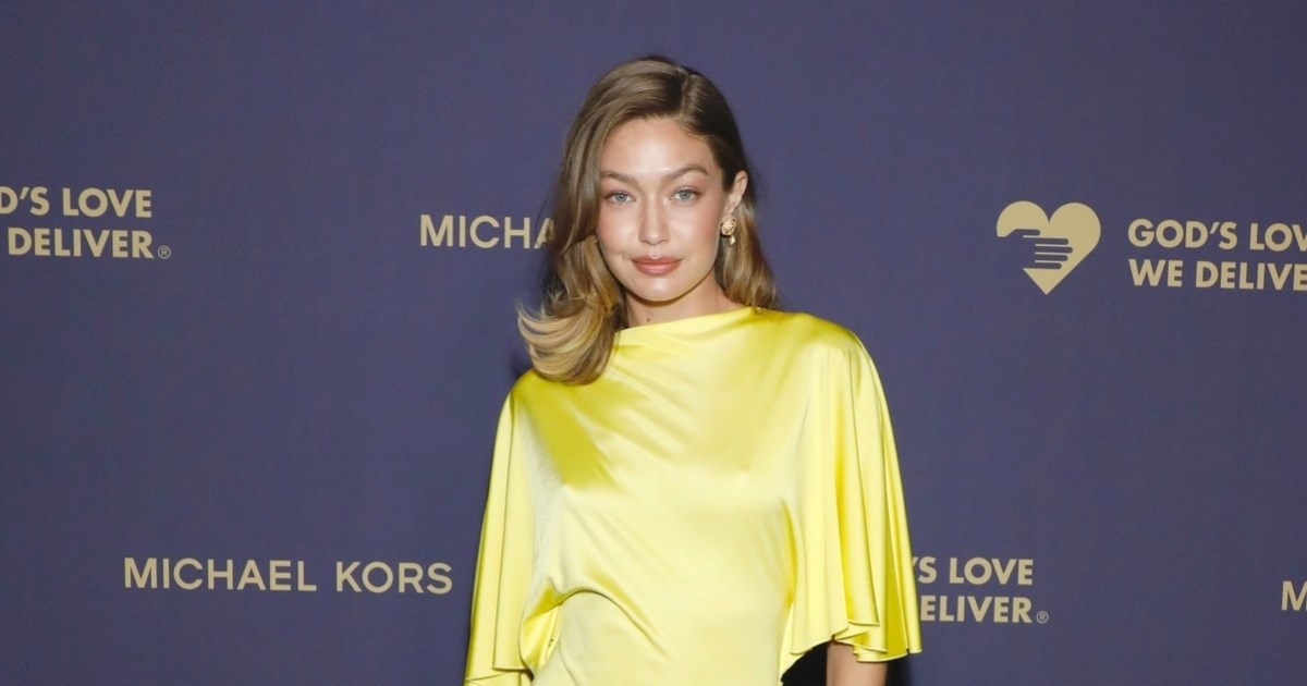 Gigi Hadid spojila prozirne cipele i jarkožutu haljinu - rezultat je savršen