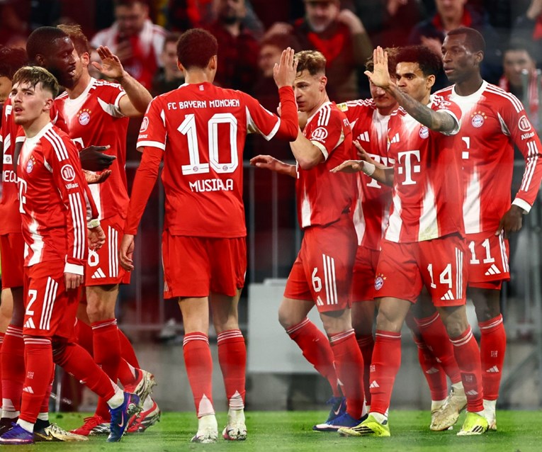 VIDEO Bayern nezaustavljivo grabi ka naslovu. Pobjegao je Dortmundu na +14