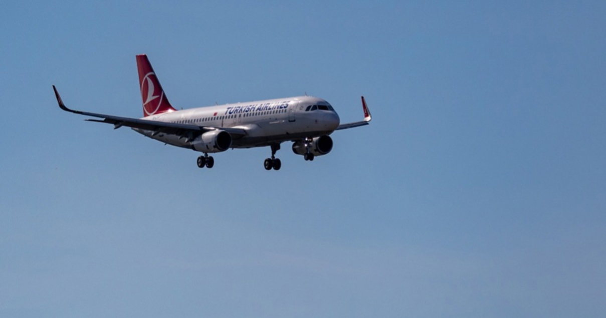 Avionske karte ostaju skupe unatoč padu cijena goriva. Zašto?