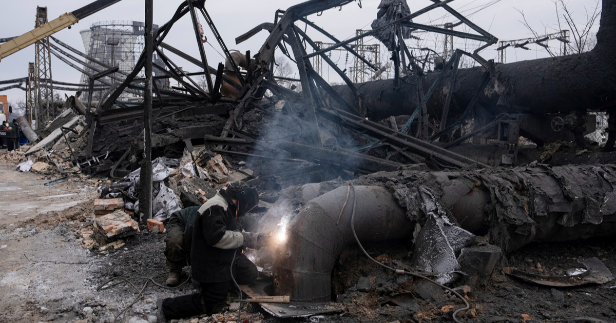 Zelenski: Rusija svakodnevno napada našu željezničku infrastrukturu