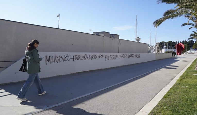 FOTO Ovo je poruka Milanoviću na zidu u Splitu