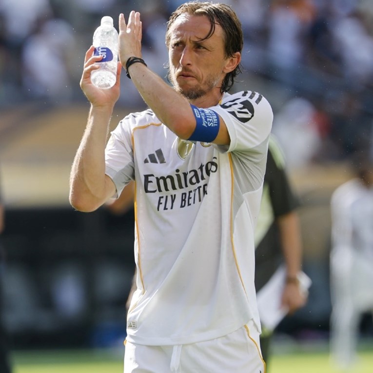 Srpski medij se naklonio Modriću: Najveći nogometaš s ovih prostora