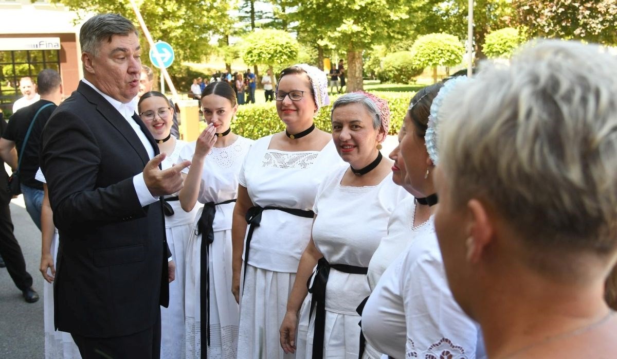 Milanović: Naši i NATO-ovi vojnici će marširati skupa, ali povijest su stvorili naši