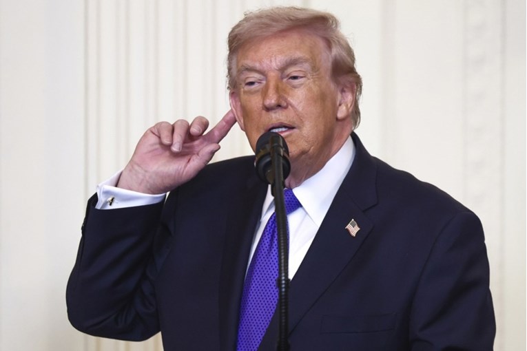 Anketa: Veliki dio Amerikanaca smatra da Trump previše koristi vojnu silu