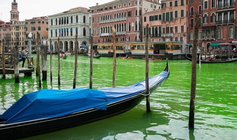 FOTO Ovako danas izgleda glavni kanal u Veneciji. Nitko ne zna što se dogodilo