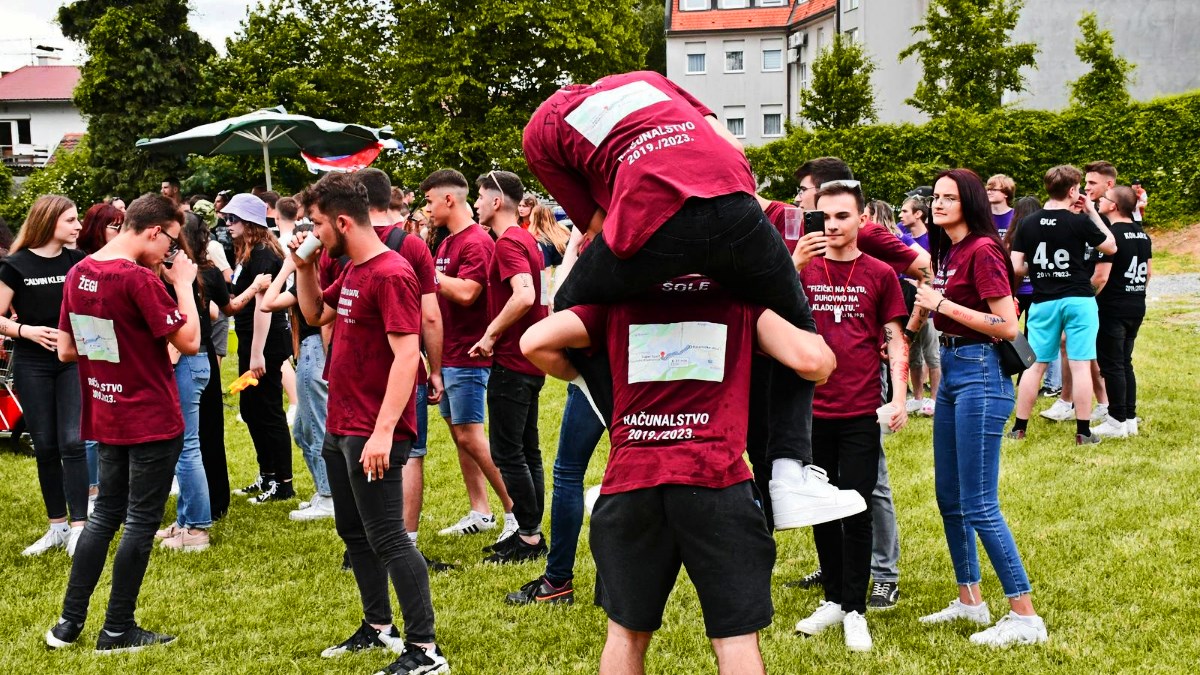 Jedno uhićenje na norijadi u Zagrebu, Hitna intervenirala 23 puta