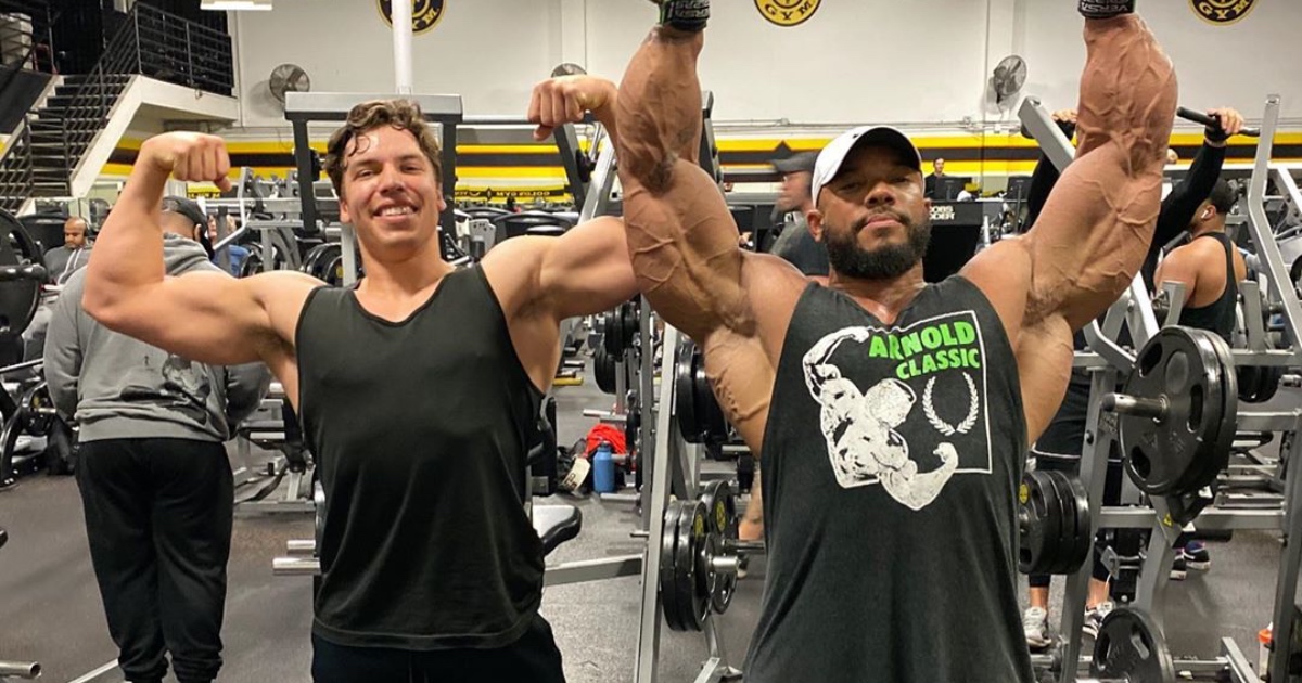 Sinovi bodybuilding rivala skupa pozirali i pokazali ogromne mišiće