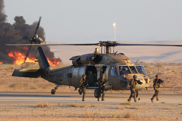 Axios: SAD i Izrael razgovarali o slanju specijalaca po uranij u Iran