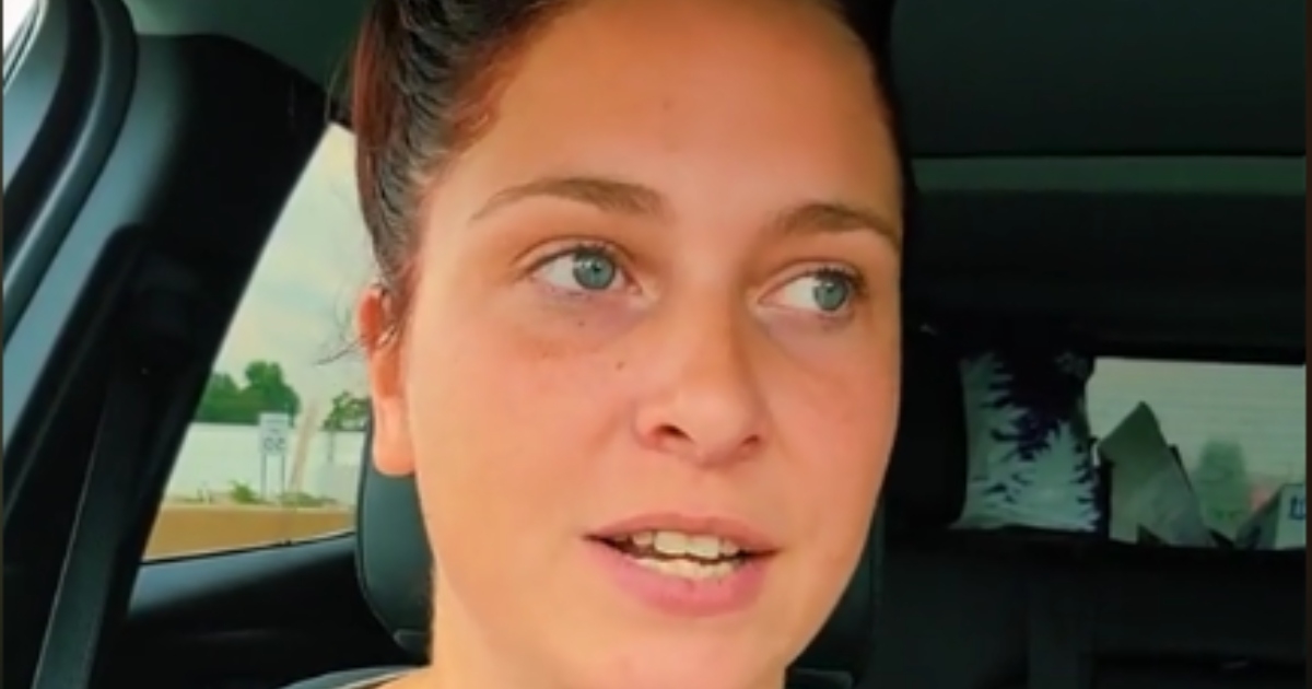 Žena tvrdi da ju je majka prodala kad je bila beba kako bi mogla kupiti drogu