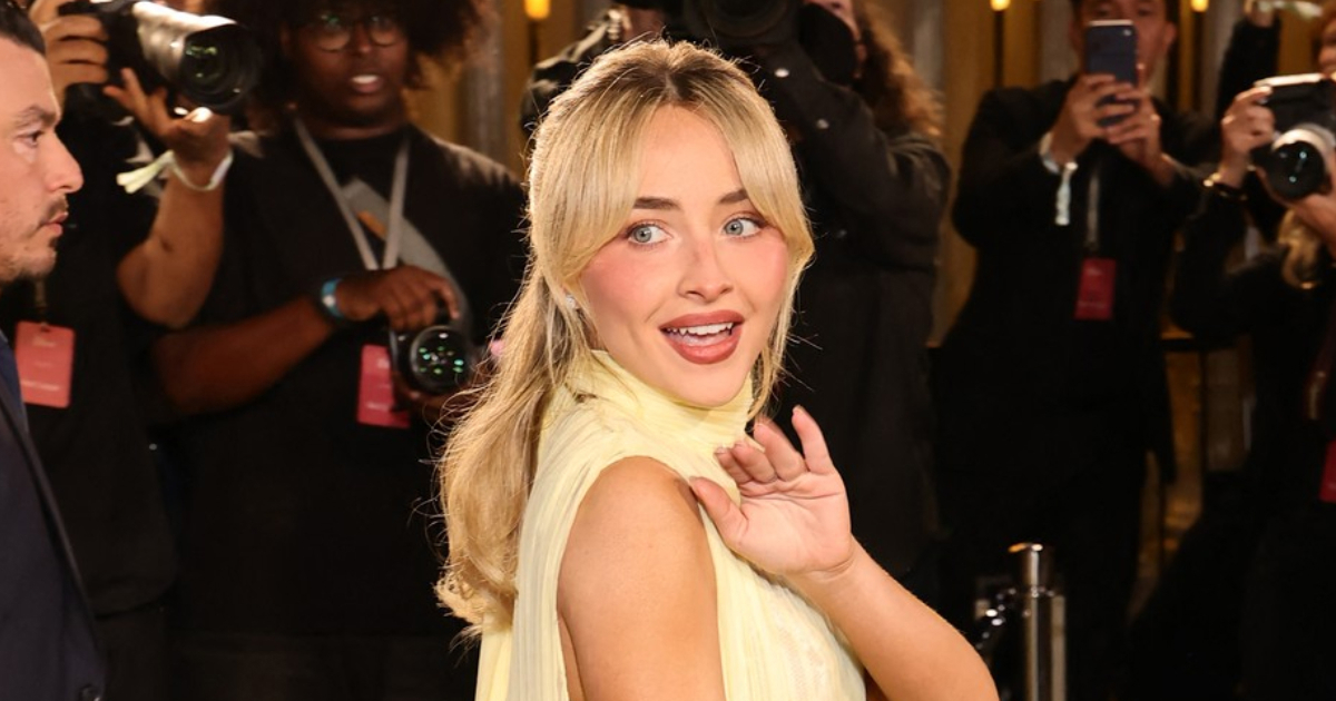 Sabrina Carpenter u prozirnoj Dior haljini privukla poglede u Los Angelesu