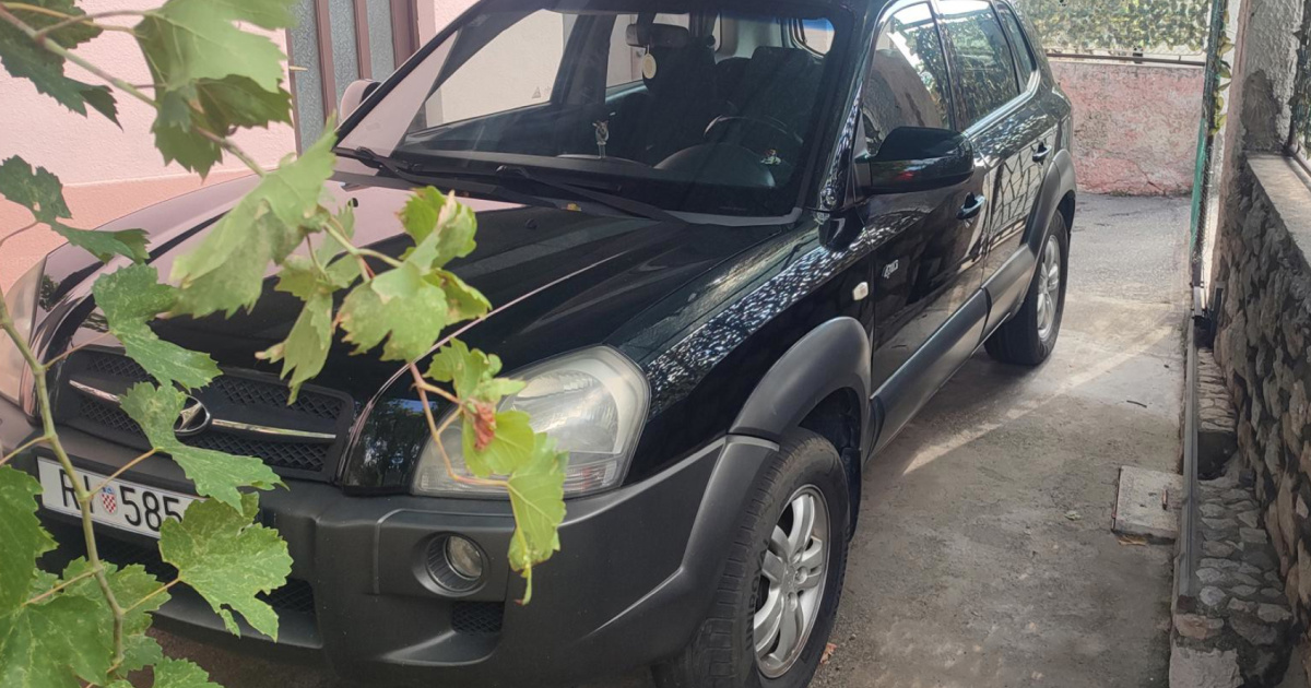 Najbolji auto oglasi: Hyundai Tucson s 4x4 pogonom i plinom za 5000 €