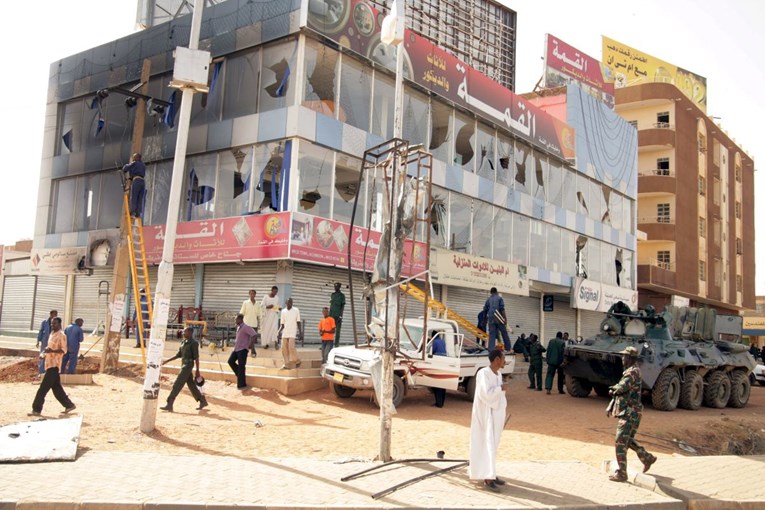 U napadu na bolnicu u Sudanu 64 poginulih, 89 ozlijeđenih