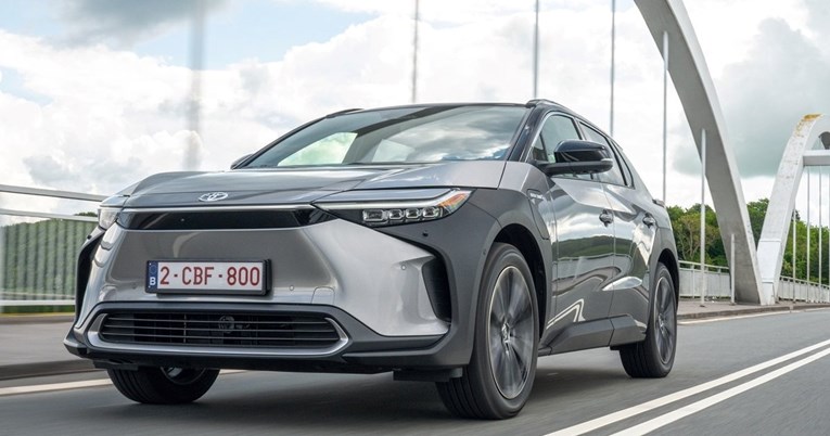 Povoljnija ponuda za prvu električnu Toyotu, model bZ4X
