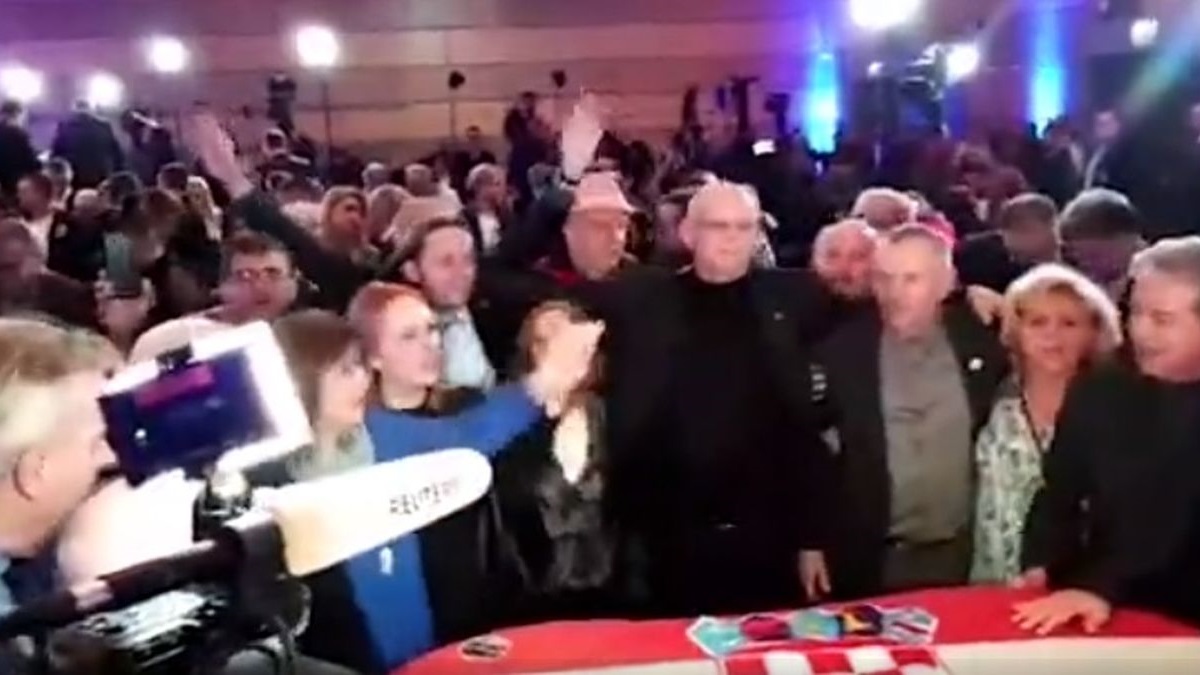 U Kolindinom stožeru opet pustili Škorinu pjesmu, evo kako su sad reagirali