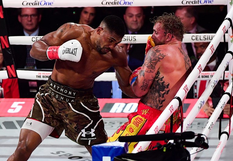 Bivši UFC prvak: Postojao je dogovor u meču Paula i Joshue