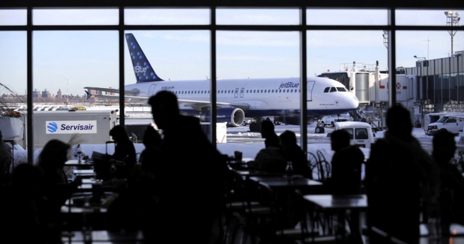 Obustavljeni letovi na njujorškom aerodromu LaGuardia zbog incidenta