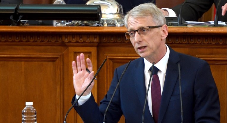 Bugarski premijer dao ostavku nakon šest mjeseci, mijenjat će ga koalicijski partner