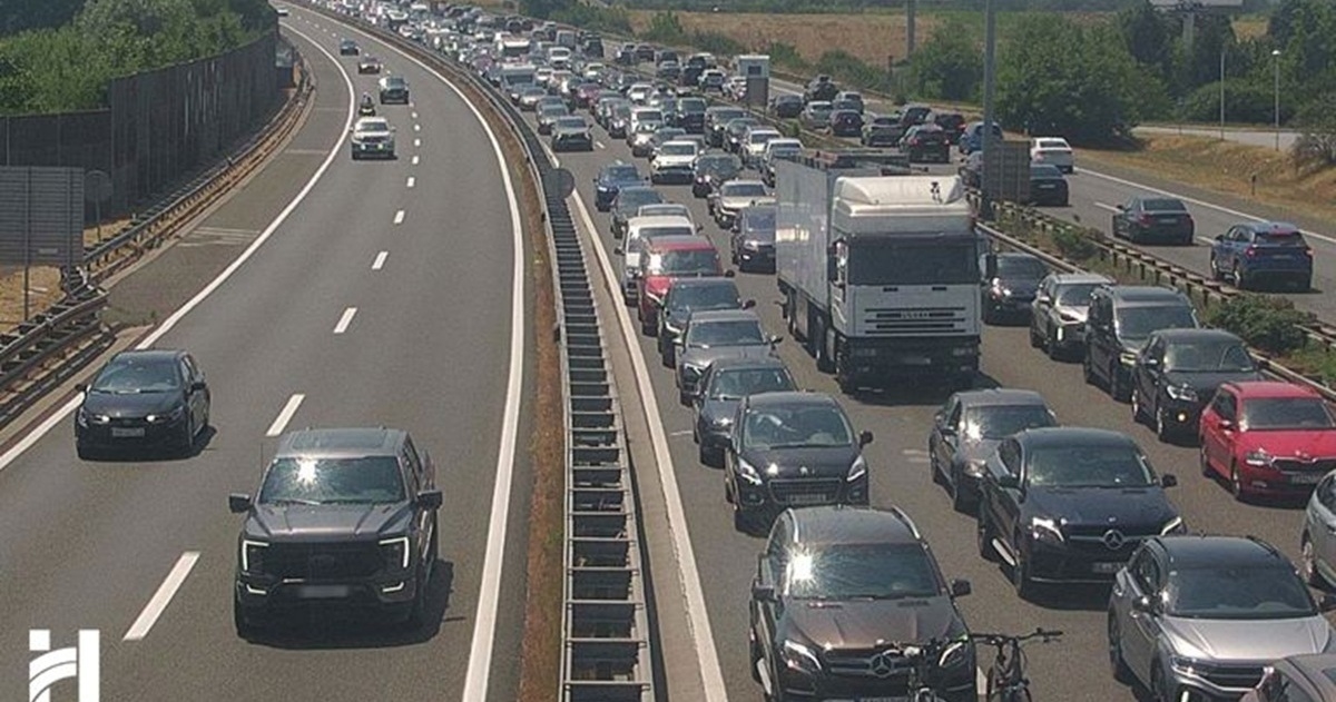 Gužve na autocestama, prema Lučkom kolona 7 kilometara