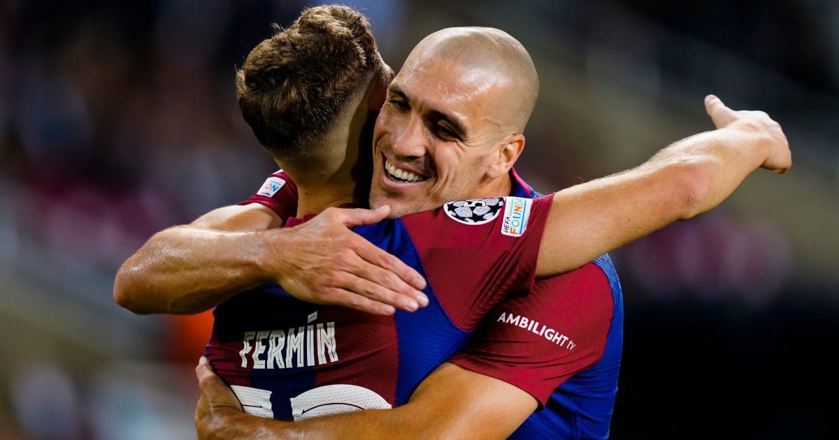 Barcelona raskinula ugovor s veznjakom