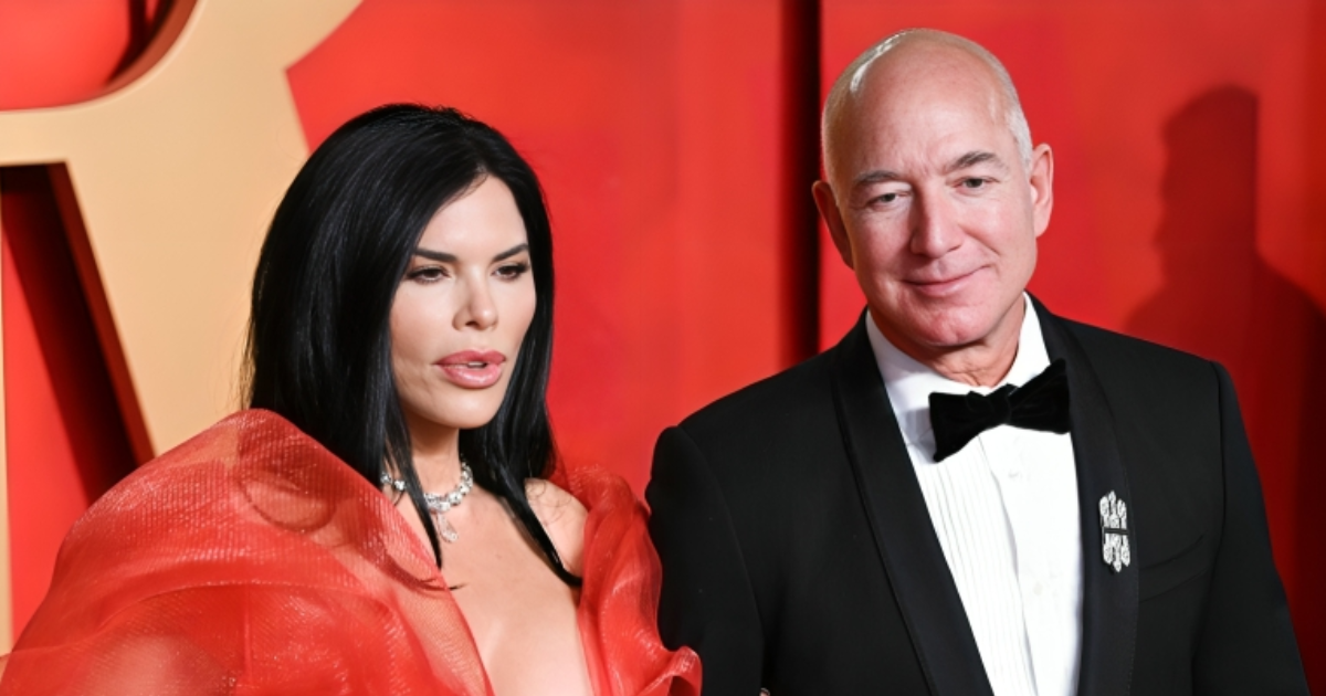 Najbogatiji čovjek svijeta i njegova zaručnica privukli poglede na Oscar afterpartyju