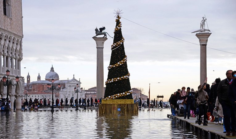 Olujno nevrijeme u Italiji, Veneciji prijeti novi plimni val