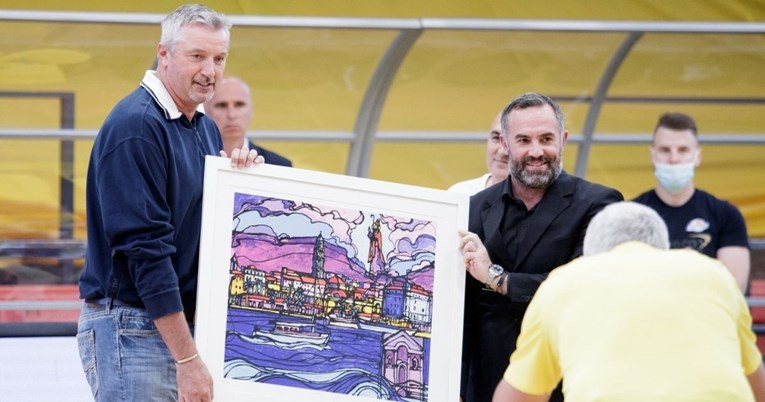 Toni Kukoč dobio prigodan poklon uoči Splitove odlučujuće utakmice