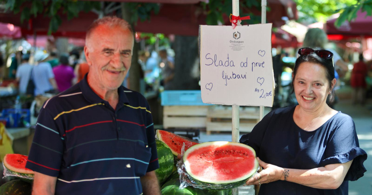 Hit poruka uz lubenice na štandu u Puli: "Slađa od prve ljubavi"