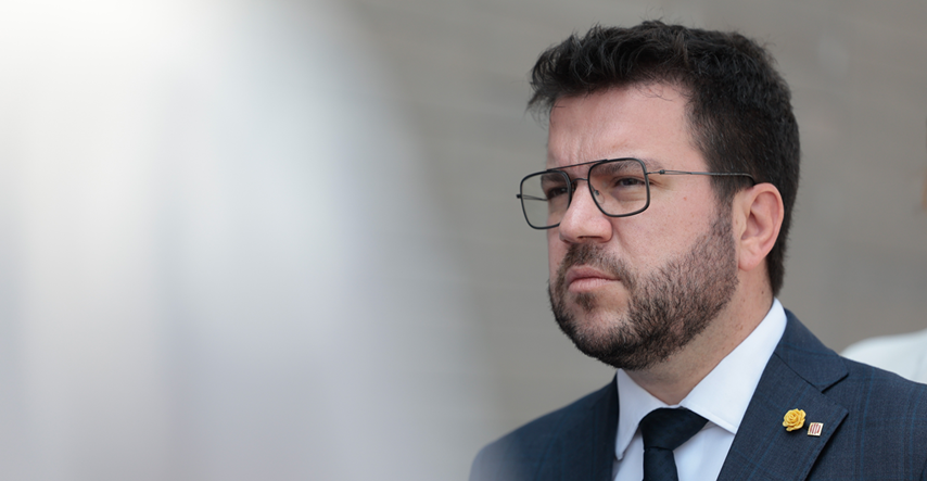 Katalonski premijer odlazi iz politike. Skupo je platio zatopljenje odnosa s Madridom