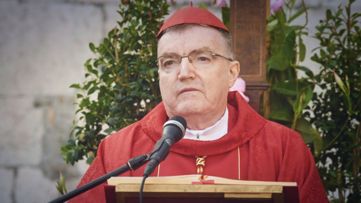 Bozanić uputio vjernicima božićnu čestitku
