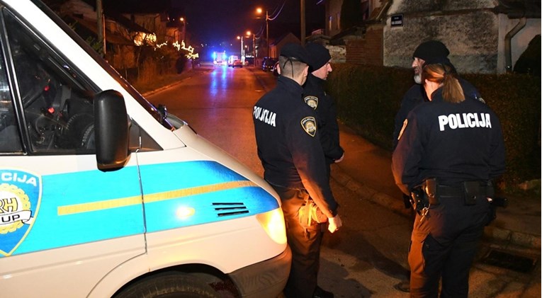 Pijan i bez vozačkog ispita kod Bjelovara pretjecao policijski auto pa sletio s ceste