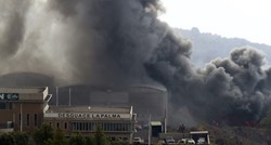 Na Kanarima tisuće u lockdownu zbog požara u tvornici koji je izazvao vulkan