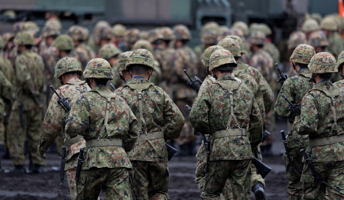 Vojnik (18) pucao iz automatske puške po vojnom poligonu u Japanu. Dvoje mrtvih