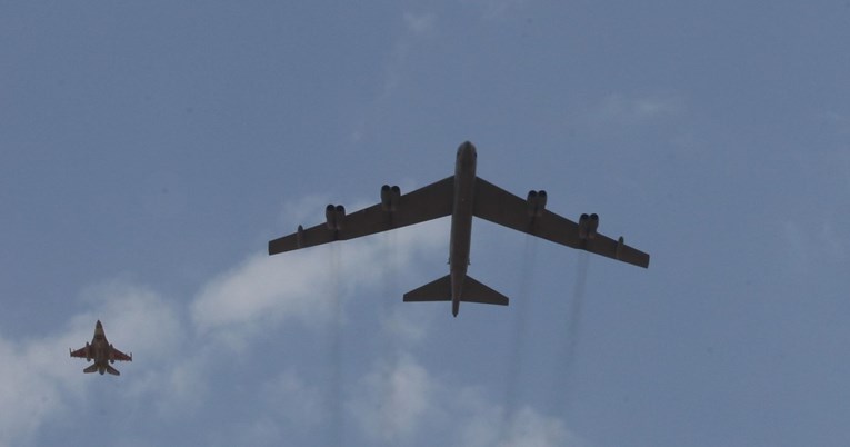 Dva američka bombardera stižu u Dubrovnik, izvest će niske prelete iznad grada