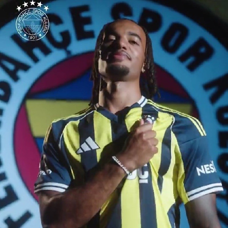 Pogledajte kako se Fener narugao Milanu nakon što je doveo njegovu veliku želju