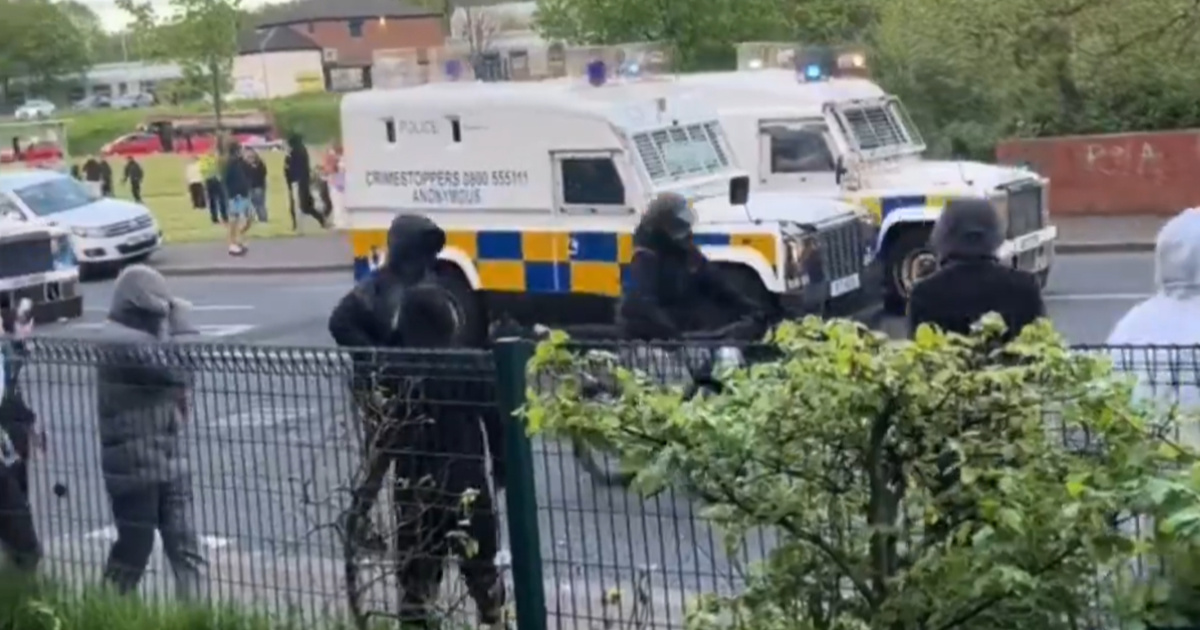 Strah od nereda nakon brutalnog napada u Belfastu. Musk pozvao ljude na ulice