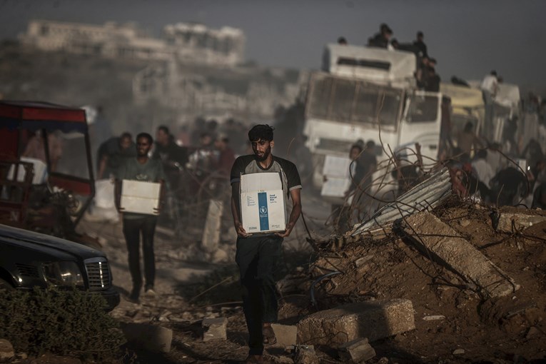 Medij: Izrael će dopustiti međunarodnim organizacijama dijeljenje pomoći u Gazu