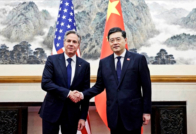 Glavni kineski diplomat Blinkenu: Kina i SAD moraju izabrati između suradnje i sukoba