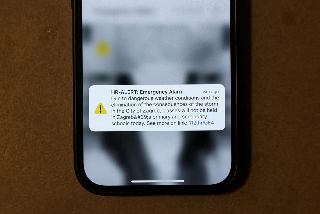 Zagrepčanima jutros prije 8 glasno svirali mobiteli: "Skoro me šlagiralo"