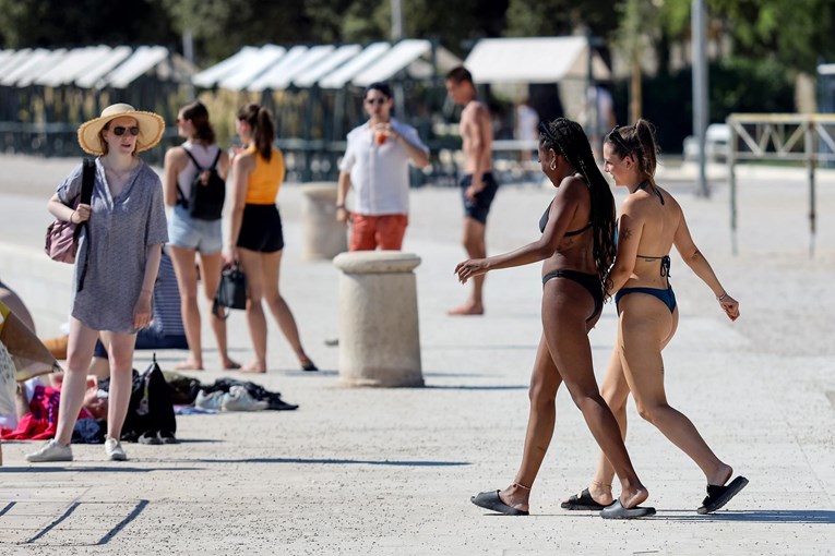 TZ u Zadru ne želi da turisti šetaju u kupaćim kostimima. Pogledajte grad danas