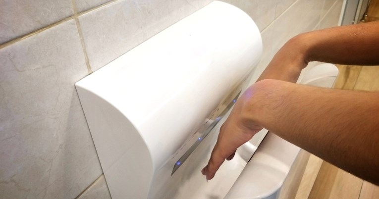 Odvratan eksperiment pokazuje zašto nikada ne bismo trebali koristiti sušilo za ruke