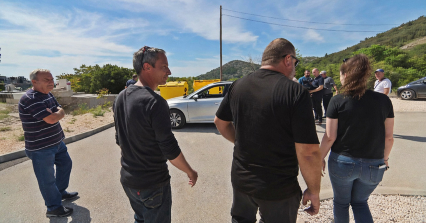 Zbog napada na ekipu Nove TV šestero dobilo kaznenu prijavu