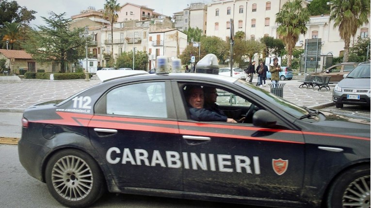 VIDEO Uhvatili mafijaškog bossa u Italiji. Vratio se iz bijega na uskršnji ručak