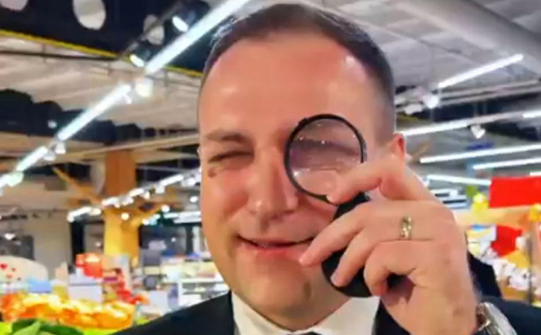 VIDEO Ministar Vlajčić u trgovinu otišao s povećalom. Provjeravao je nova pravila