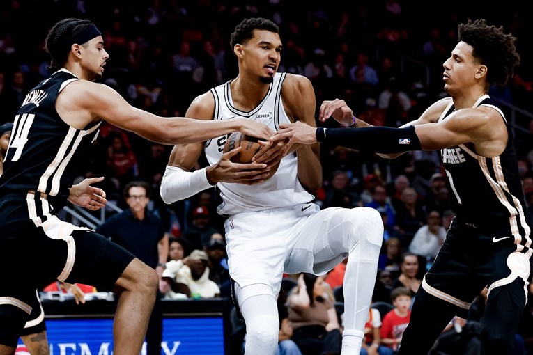 Velika noć MVP rivala. Wemby do najbržeg double-doublea ikad, SGA pucao 25 slobodnih